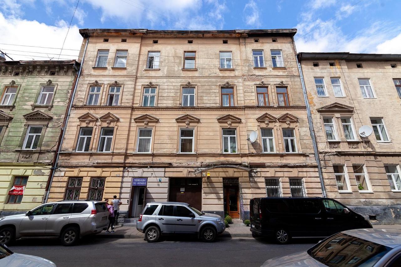 Apartment On Tamanska - Вулиця Дарії Гусяк Leópolis Exterior foto